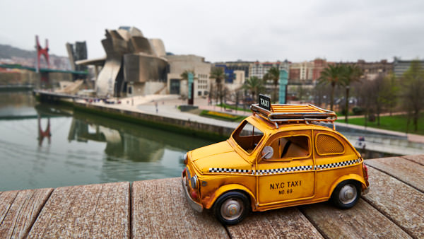 Taxi zum Guggenheim-Museum, Bilbao, Spanien