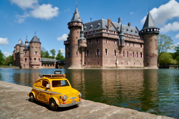 Taxi zum Kasteel de Haar, Utrecht, Niederlande